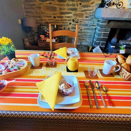 Gouarec Bed & Breakfast Lanrivain Exterior photo